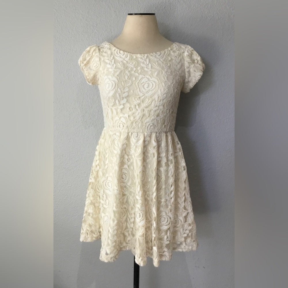 Forever 21 Egg White Floral Lace Dress, Size S